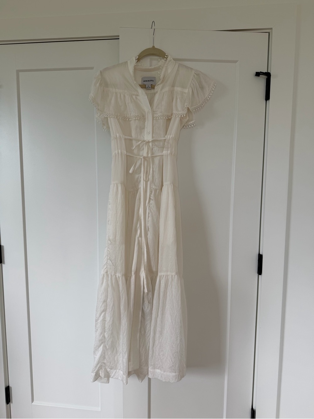 Sabina Musayev Cream Button-Front Blouse with Delicate Trim